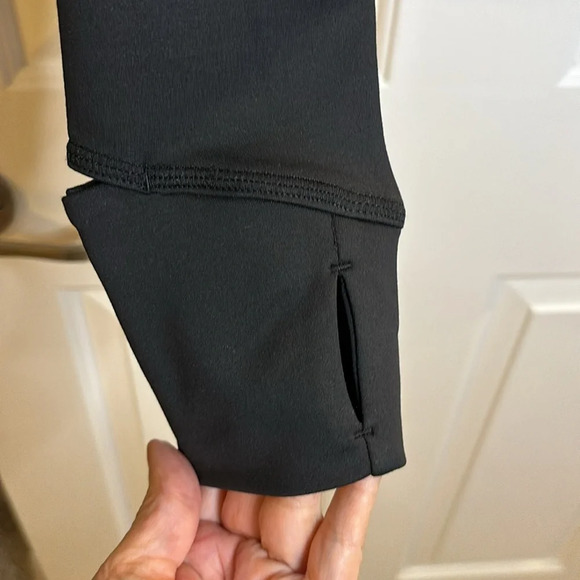 NWT women’s SWEATY BETTY THERMA RUNNING HALF ZIP in black size small - Picture 5 of 9